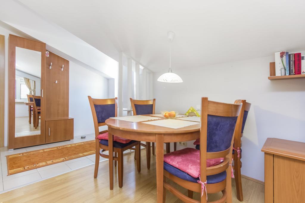 Apartamento Oaza Tribunj Sea View Habitación foto